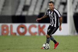 Gustavo Ferrareis - Botafogo