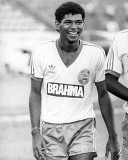 Charles Baiano - Bahia (como jogador, de preferência em 1988)