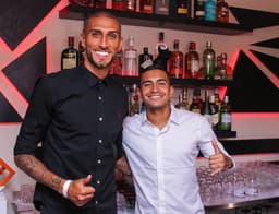Dudu e Rafa Marques inauguram bar