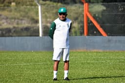 Givanildo quer levar o Coelho a mais uma fase da Copa do Brasil e garantir outra "bolada" em dinheiro para o Coelho