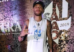 Neymar curte Carnaval em Salvador
