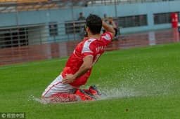 Aloisio inicia sexta temporada na China balançando as redes e mantém impressionante média de uma participação direta em gol por jogo