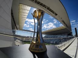 Taça do Mundial teve penhora autorizada pela justiça