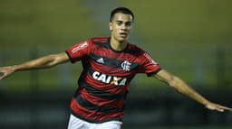 Imagens de Reinier pelo Flamengo