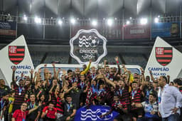 Após uma partida dramática, o Flamengo bateu o Vasco nos pênaltis e foi campeão da Taça Rio, o segundo turno do Campeonato Carioca. Agora, o torneio entra em sua fase decisiva, com as semifinais. O LANCE! faz uma galeria e relembra os últimos dez campeões da Taça Rio. Confira:<br>