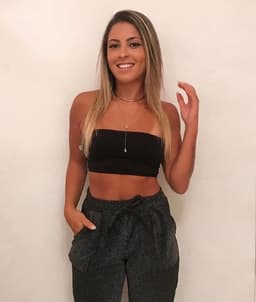 Danielle Favatto - Filha do Romário