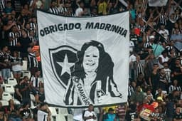 Botafogo x Bahia - Beth Carvalho