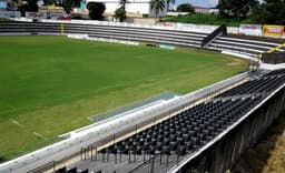 Estádio Germano Kruger, em Ponta Grossa (PR)
