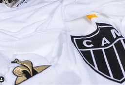Há muita expectativa do torcedor do Galo com a nova camisa, porque a Le Coq possui como símbolo um Galo, o que criou uma animação no atleticano