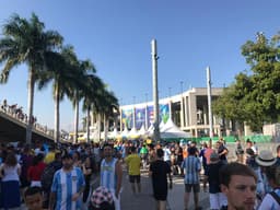 Torcida argentina no Maracanã