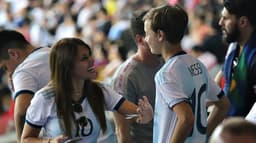 Família de Messi assiste ao jogo no Maracanã