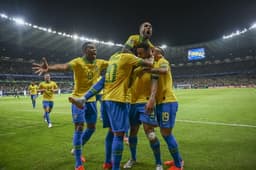 Confira a seguir a galeria especial do LANCE! com imagens da vitória do Brasil sobre a Argentina nesta terça-feira