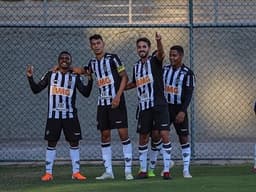 O time mineiro conseguiu seus primeitos pontos no Brasileiro sub-20 ao bater o Palmeiras, campeão da Copa do Brasil da categoria