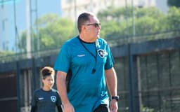 Treino Botafogo - Técnico Gláucio Carvalho