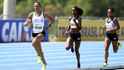 Tatiane, Jenifer e Tatiele conquistaram o pódio dos 5.000m do Troféu Brasil de Atletismo 2018 (CBAt/Divulgação)