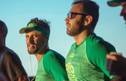 Bruno Gagliasso e Chico Salgado na Meia Maratona do Rio em 2018 (Divulgação)