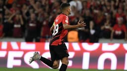 Athletico-PR x Santos - Bruno Guimarães
