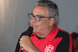 Paulo Carneiro - Vitória
