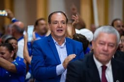 Saulo Fróes, presidente do conselho gestor, afirmou que o Cruzeiro não fará loucuras salariais