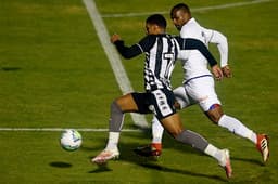 Paraná x Botafogo - Luís Henrique