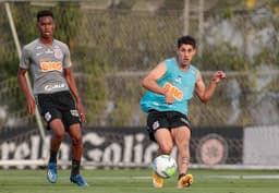 Cauê Santos e Danilo Avelar - Treino Corinthians