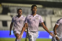 Santos x Grêmio - Kaio Jorge