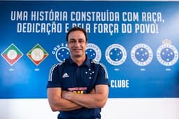 Felipe Conceição assinou contrato com o Cruzeiro até o fim de 2021