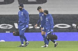 Tottenham x Chelsea - Thiago Silva lesionado