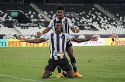 Botafogo x Resende - Matheus Babi