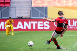 Flamengo x Palmeiras - Rodrigo Caio (Pênalti)