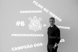 Sylvinho - apresentação no Corinthians