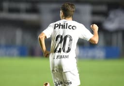 Santos x Athletico-PR - Gabriel Pirani