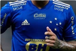 A marca da Cotton já vai estar no uniforme da Raposa do duelo contra o Botafogo, sábado, no Rio
