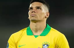 Paulinho (atacante) - com camisa da Seleção Brasileira