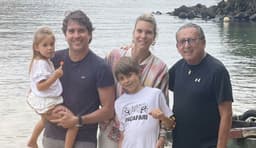 Galvão Bueno e família em Angra