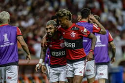 Gabigol e Bruno Henrique - Flamengo x Barcelona