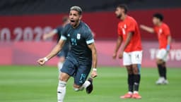 Facundo Medina após gol contra o Egito nos Jogos Olímpicos de Tóquio