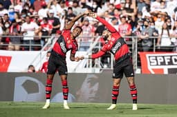 São Paulo x Flamengo - Bruno Henrique e Gabigol