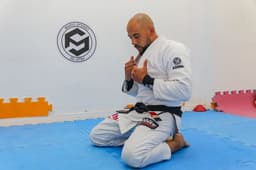 Após acidente que quase o deixou paraplégico, Rafael Negretty conseguiu voltar a competir no Jiu-Jitsu e fez a sua estreia no MMA