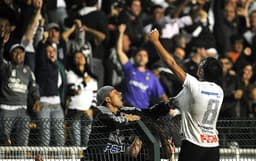 Corinthians 1 x 0 Vasco - Quartas de Final Libertadores de 2012 - Paulinho