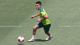 Atuesta durante primeiro treinamento do Palmeiras antes de mais uma final