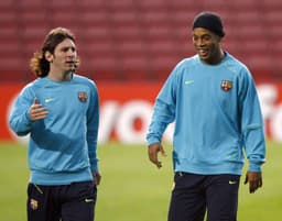 Lionel Messi e Ronaldinho Gaúcho - Barcelona