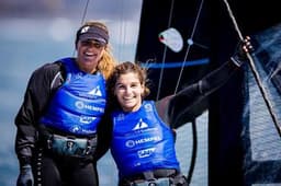 Martine e Kahena celebraram a prata no Troféu Princesa Sofia (Foto: Sailing Energy)