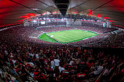 Torcida do Flamengo contra o Palmeiras