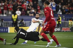 Gol Benzema anulado