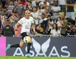 Fábio Santos - Fluminense x Corinthians