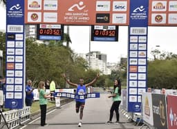 Asefa Bekele vence a Meia Maratona Internacional do Rio com o tempo de 1h03m47s. (Divulgação)