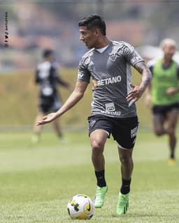 Zaracho em treinamento no Atlético-MG