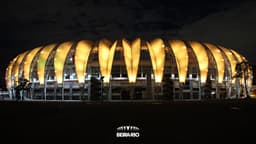 Iluminação do Beira-Rio em alusão ao Setembro Amarelo