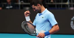 Novak Djokovic vibra na estreia do ATP de Astana